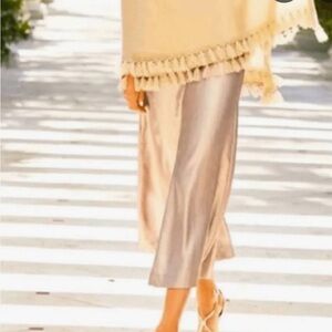 Lilly Pulitzer Metallic Gold shimmer crop pants